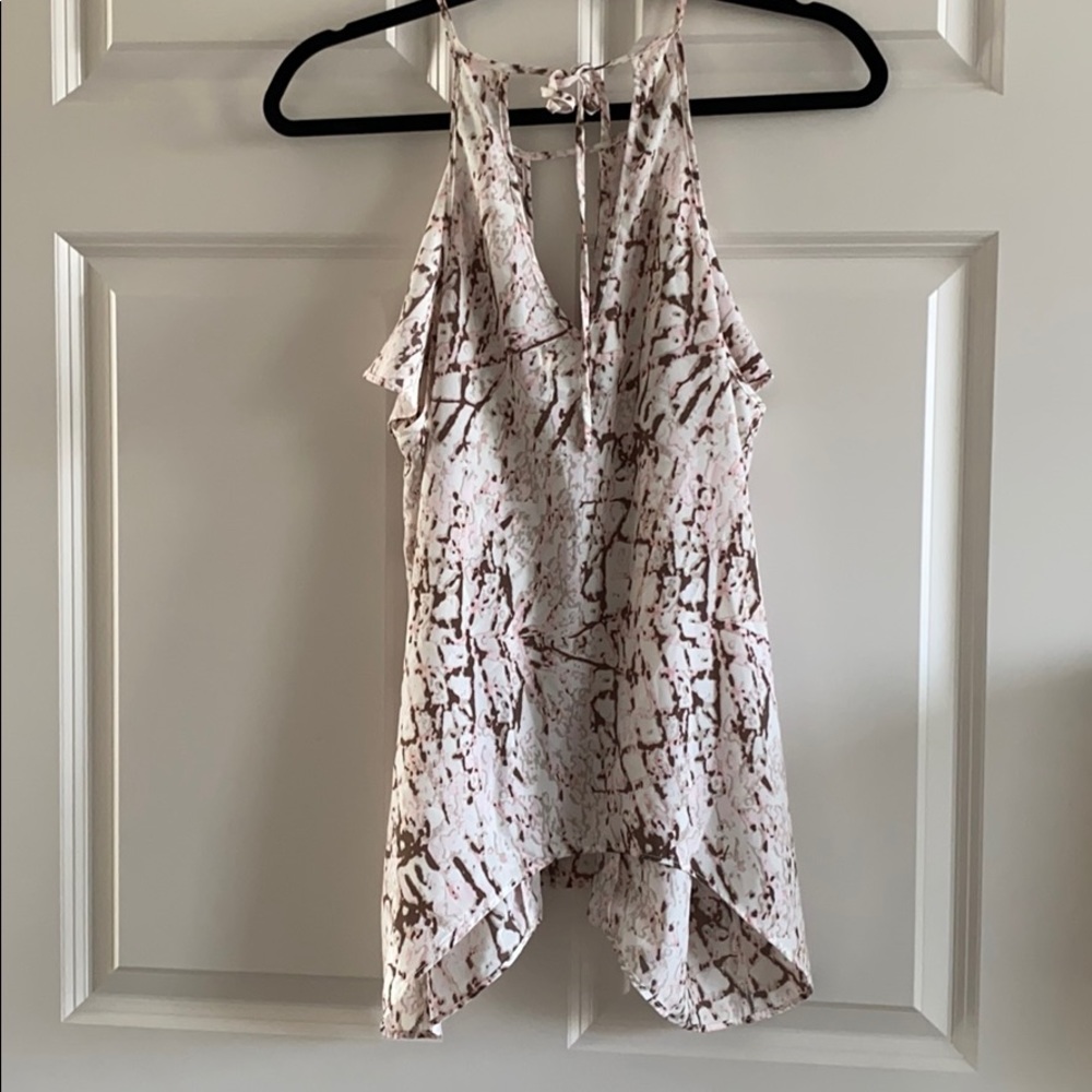 Flowy Tank - Picture 3 of 3